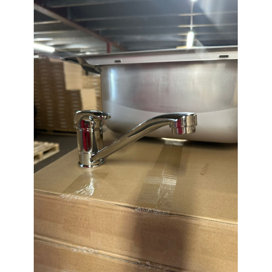 KITCHEN SINK BOWL &  SINGLE LEVER TAP SET