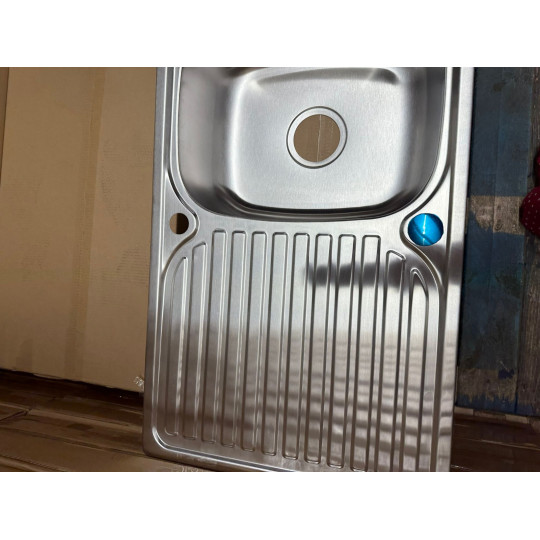 KITCHEN SINK BOWL &  SINGLE LEVER TAP SET